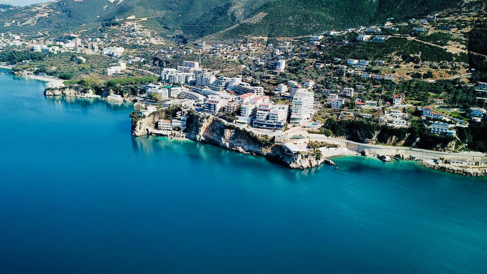 Diora'S Hotel And Apartments Vlora Kültér fotó