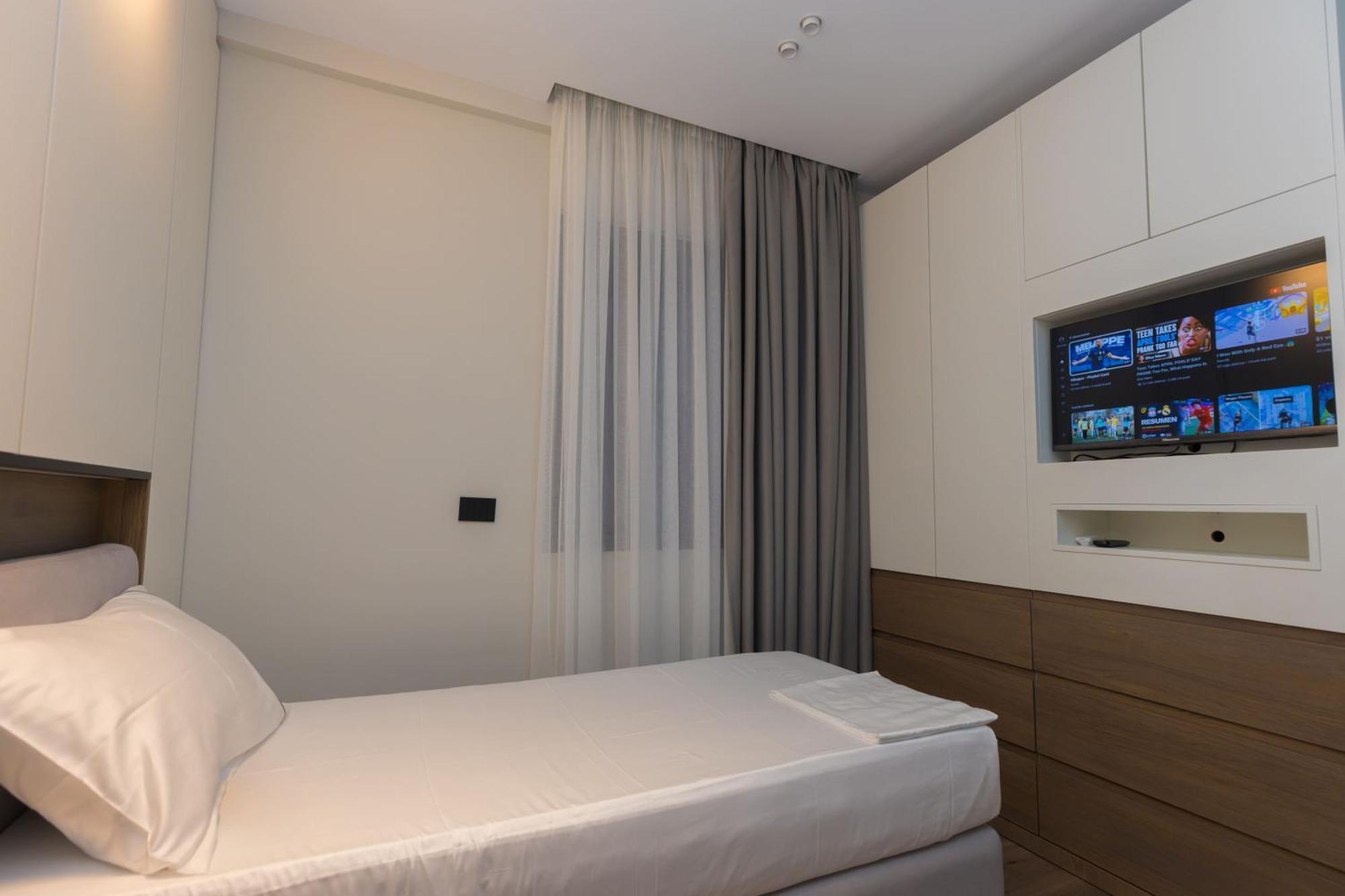 Diora'S Hotel And Apartments Vlora Szoba fotó